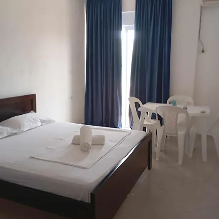 Apartment Ergys *